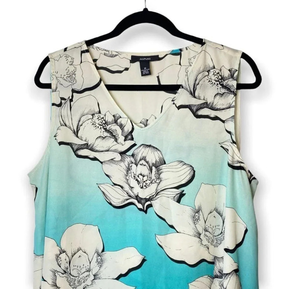 Alfani Sleeveless  Ombre Flowing Petal Aqua Blouse - Picture 4 of 6